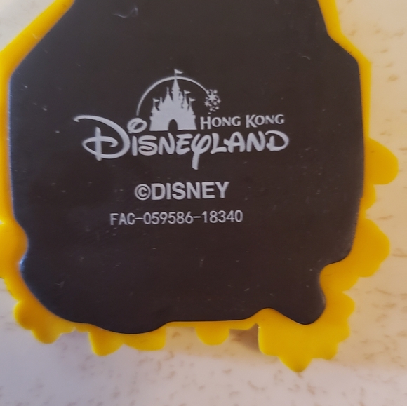 Daisy duck disney magnet - Picture 3 of 3